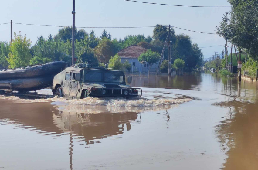  Κακοκαιρία Elias: Σε ετοιμότητα οι Ένοπλες Δυνάμεις στη Θεσσαλία