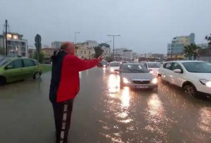  Ο Μπέος στους δρόμους του Βόλου: Που πάτε βρε άνθρωποι