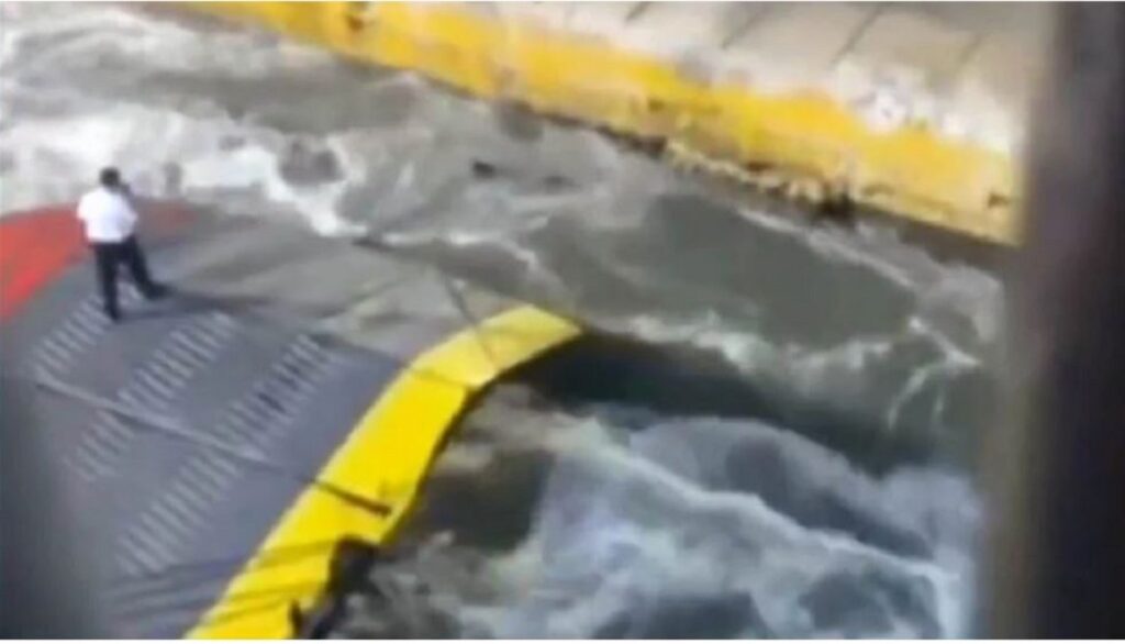 αντωνης καρυωτης