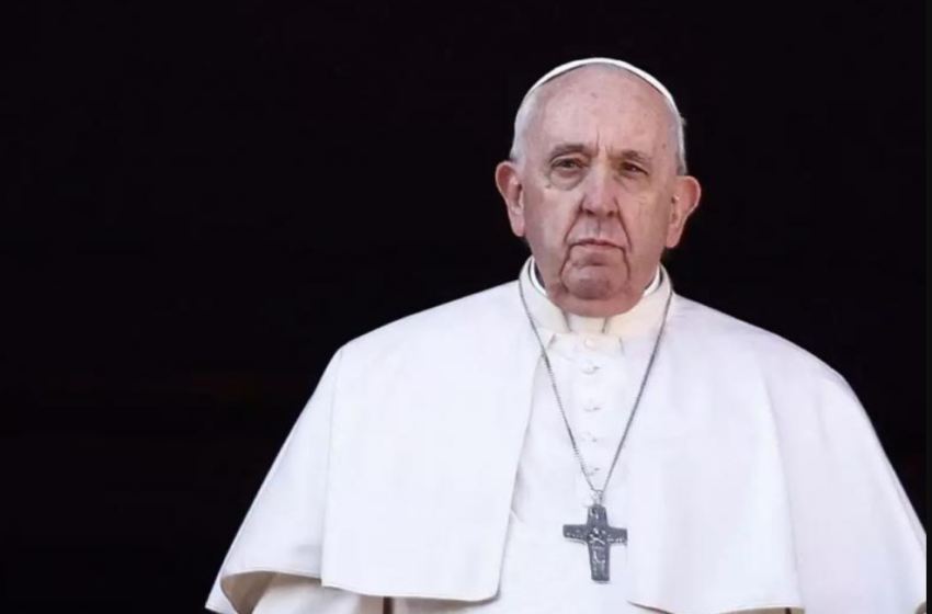  Πάπας για Μ. Ανατολή: Προσεύχομαι και με πληγώνει το ότι και το αγγλικανικό νοσοκομείο, όπως και η ελληνορθόδοξη ενορία, επλήγησαν