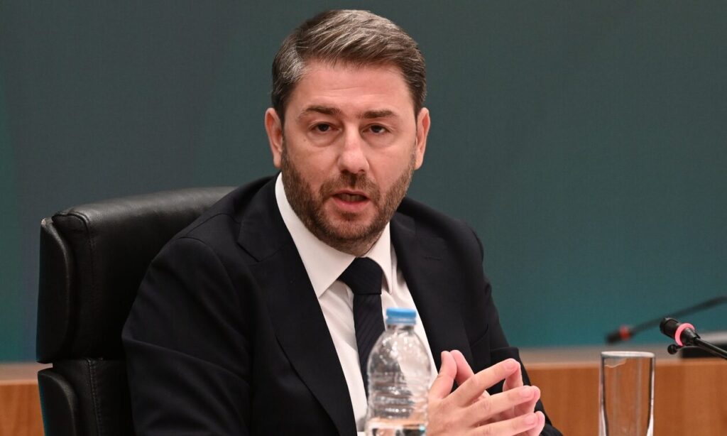 Nikos Andr 1481194 androulakis