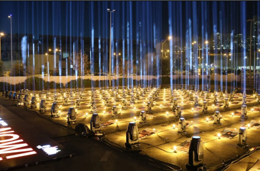  Ισραήλ: 224 στήλες φωτός στην Ιερουσαλήμ, μία για κάθε όμηρο της Χαμάς- Μήνυμα και από το Τελ Αβίβ