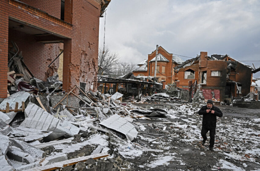  Ουκρανία: Οι ρωσικές δυνάμεις βομβάρδισαν τη Χερσώνα -Πολλοί τραυματίες