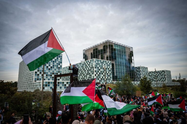  Χάγη: Διαδήλωση υπέρ των Παλαιστινίων έξω από το Διεθνές Ποινικό Δικαστήριο
