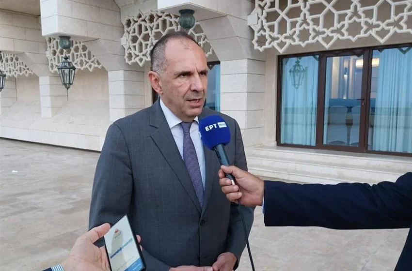  Γεραπετρίτης σε Αl Arabiya: “Ανησυχούμε ιδιαίτερα για πιθανή διάχυση της κρίσης”