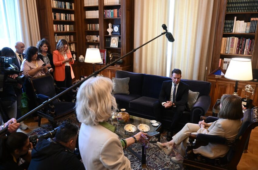  Κασσελάκης σε Σακελλαροπούλου:Έχουμε πολλούς συνανθρώπους μας που έχουν ανάγκη άμεσης αρωγής από την πολιτεία