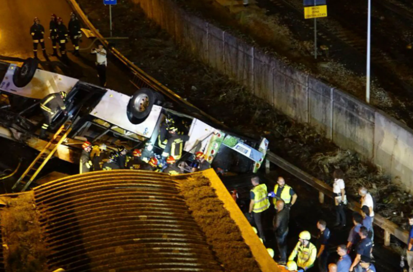  Συγκλονισμένη η Ιταλία: Ανεβαίνει ο αριθμός των νεκρών στο δυστύχημα με το λεωφορείο – Πώς έγινε το φοβερό τροχαίο – Νεαροί και παιδιά τα περισσότερα θύματα