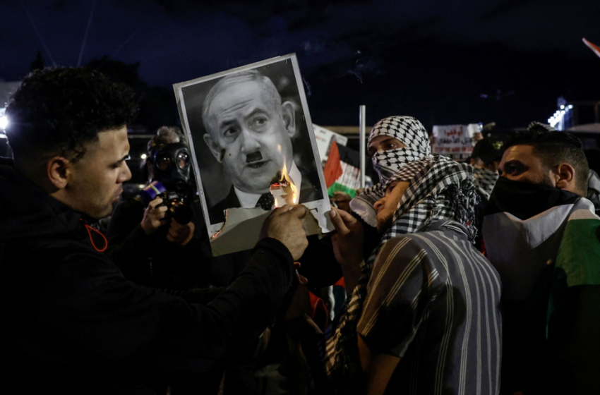  Λαϊκή οργή κατά Νετανιάχου στο Ισραήλ – Βράζει ο αραβικός κόσμος – Διαδηλώσεις αλληλεγγύης στη Δύση για τον παλαιστινιακό λαό