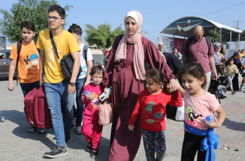  Γάζα: Ακόμα 320 άτομα πέρασαν από τη διάβαση της Ράφα – Έφυγε η πρώτη ομάδα Καναδών