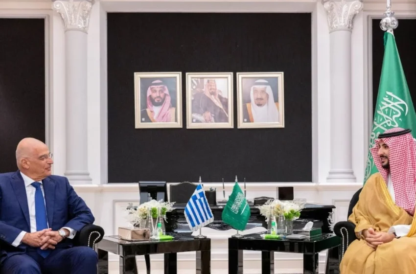  Συνάντηση Δένδια με τον Σαουδάραβα ομόλογό του στο Ριάντ – Τι συζήτησαν