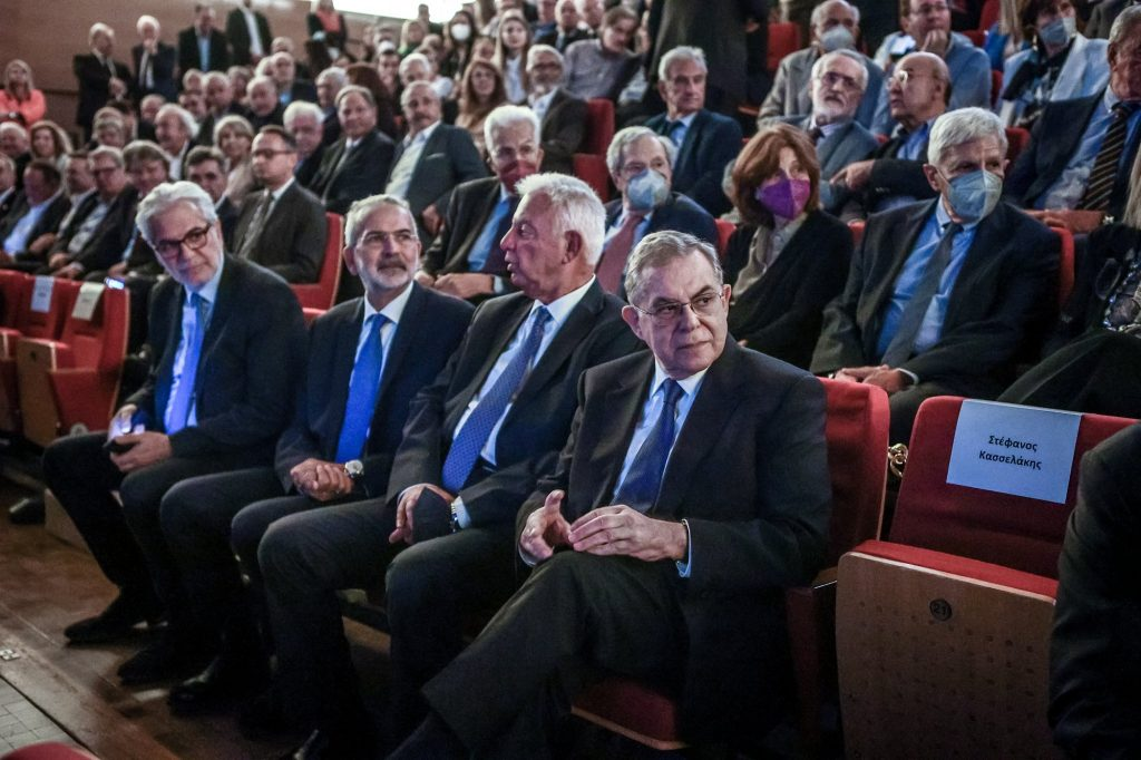 Το "Τριανόν", το χαμένο κέντρο και μια άδεια καρέκλα 2 image 9