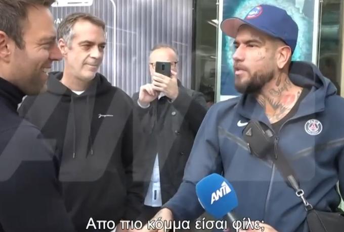  “Από ποιο κόμμα είσαι φίλε;” – Η στιγμή που ο Snik συναντιέται με τον Κασσελάκη (vid)