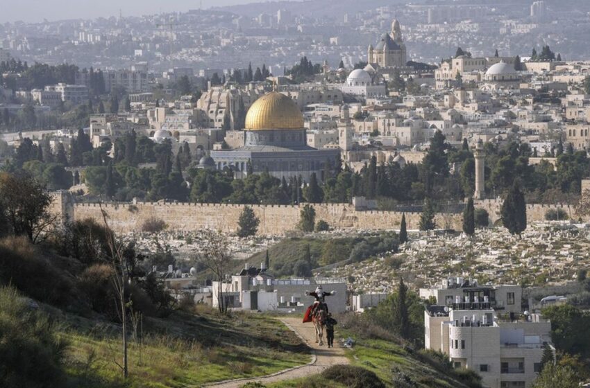  Ισραήλ: Ρουκέτες αναχαιτίστηκαν πάνω από την Ιερουσαλήμ