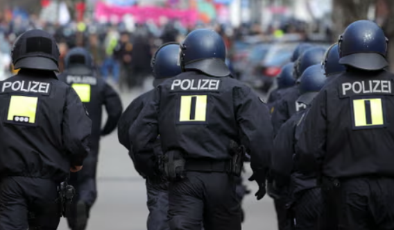  Γερμανία: Συνελήφθησαν τρεις ισλαμιστές ύποπτοι για τρομοκρατική επίθεση στον καθεδρικό ναό της Κολωνίας