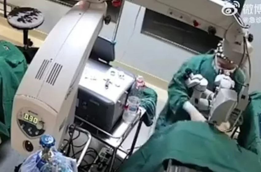 Γιατρός στην Κίνα χτύπησε τρεις φορές στο πρόσωπο ασθενή, επειδή… κουνήθηκε στο χειρουργείο