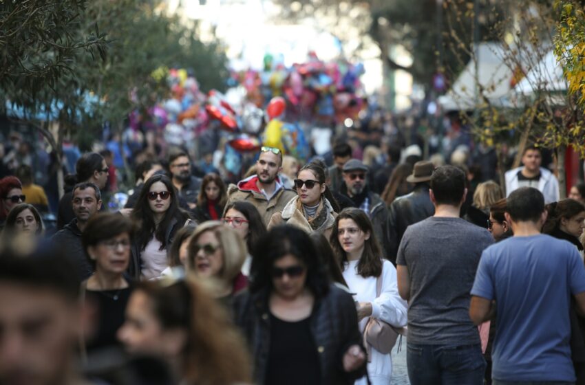  MRB:Ο έλληνας στενάζει – Ακρίβεια, υγεία, ανεργία, απαισιοδοξία για την οικονομία – 20,3 μονάδες μπροστά η ΝΔ από το ΠΑΣΟΚ, τρίτος ο ΣΥΡΙΖΑ