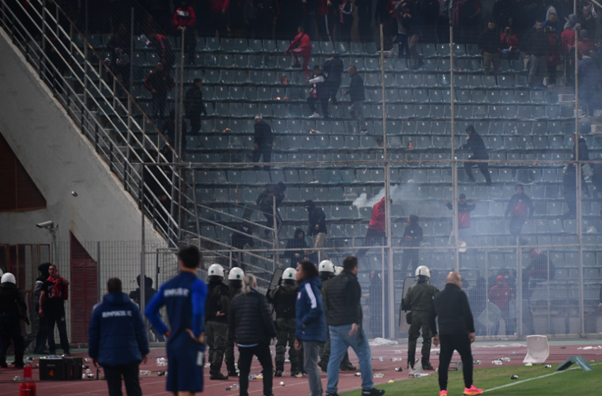  Ξένα ΜΜΕ για τα επεισόδια του Πανθεσσαλικού: “Απίστευτες εικόνες-Οι Έλληνες αγρίεψαν ξανά”