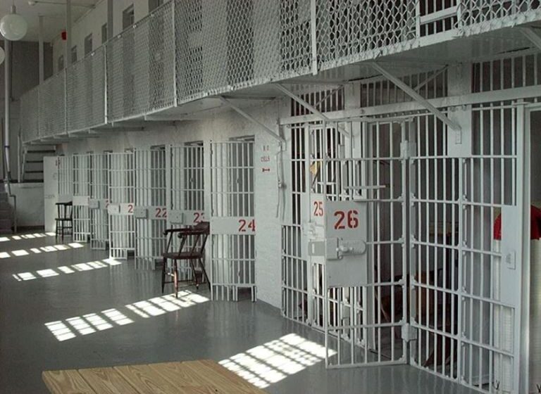 Έφοδος της Δίωξης Ναρκωτικών στις φυλακές Κορυδαλλού: Κατασχέθηκαν ναρκωτικά, όπλα και κινητά