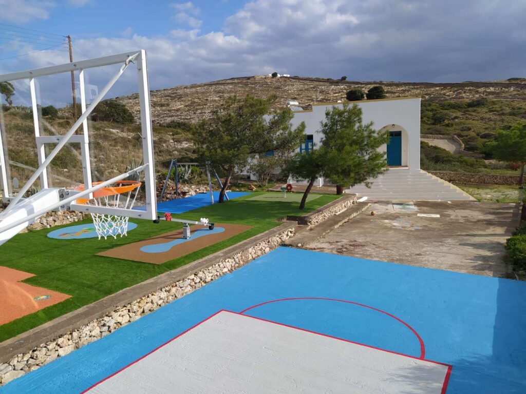 Με τη στήριξη της ΔΕΠΑ Εμπορίας ολοκληρώθηκε ο νέος παιδότοπος στους ακριτικούς Αρκιούς 2 ΔΕΠΑ ΕΜΠΟΡΙΑΣ ΠΑΙΔΙΚΗ ΧΑΡΑ 2