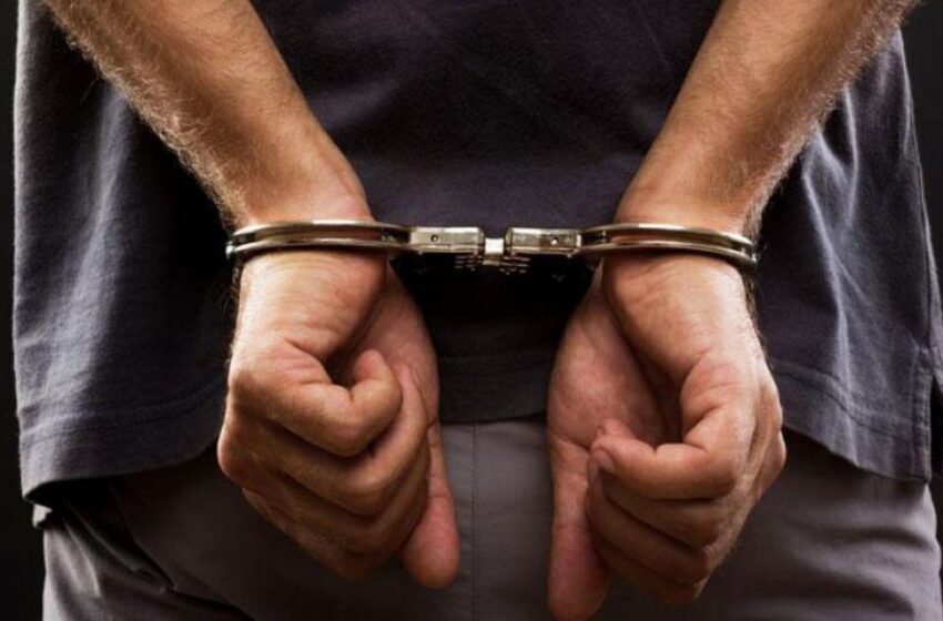  Ηράκλειο: Συνελήφθη άνδρας που έκρυβε όπλα και αρχαία στο σπίτι του