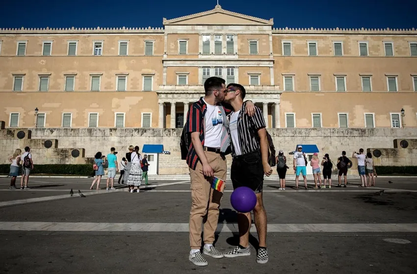  Γάμος ομοφύλων: Η μάχη με τον αναχρονισμό και οι “αντοχές” των κομμάτων