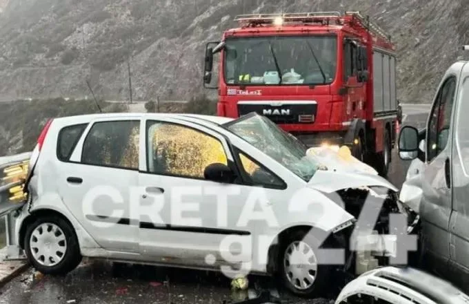  Διασωληνωμένο 21 μηνών αγοράκι από τροχαίο – Νεκρή η 59χρονη γιαγιά του, τραυματισμένη η μητέρα του