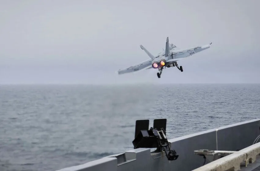  Μέση Ανατολή: Οι Χούθι ανέλαβαν την ευθύνη για την επίθεση σε ελληνόκτητο φορτηγό πλοίο