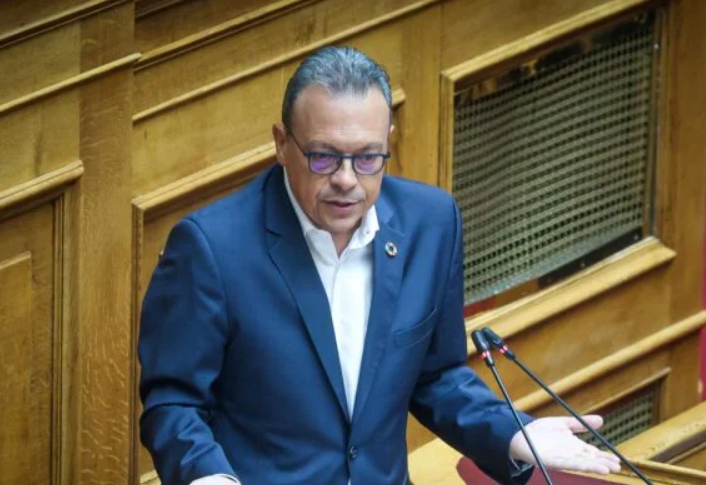  Φάμελλος: Αν ήταν προσωπική η τοποθέτηση του κ. Συρίγου θα έπρεπε να τον είχε αποπέμψει ο κ. Μητσοτάκης