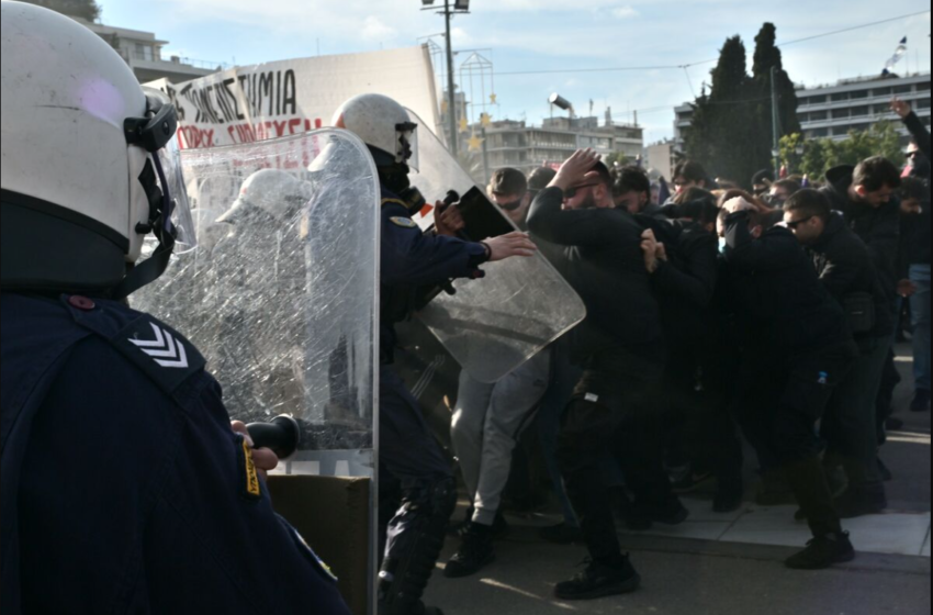  Μικροεπεισόδια μπροστά στη Βουλή στο συλλαλητήριο κατά των ιδιωτικών πανεπιστημίων