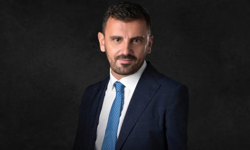 andreas nikolakopoulos yfypourgos prostasias politi