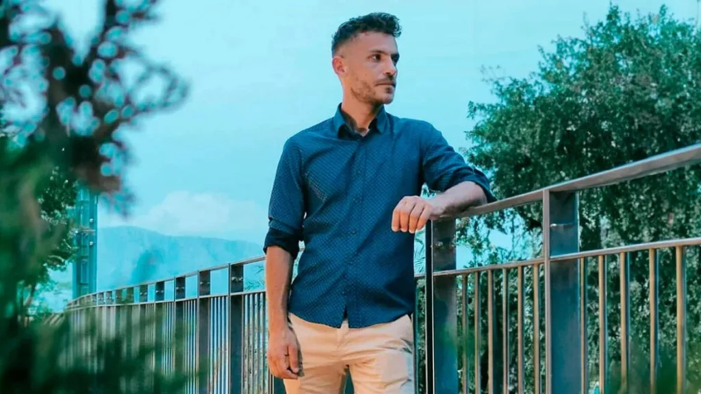 exafanisi 31xronou mpampis kreopolis mesologgi