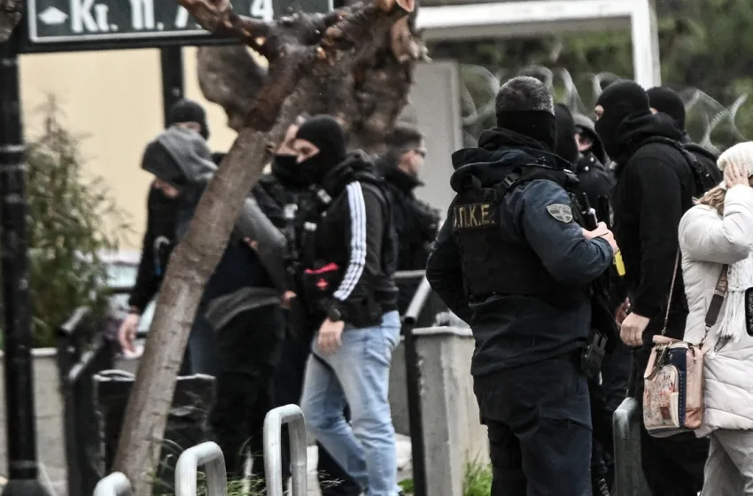  Greek Mafia: Aπολογούνται οι τρεις συλληφθέντες για τις δολοφονίες Σκαφτούρου και Ρουμπέτη