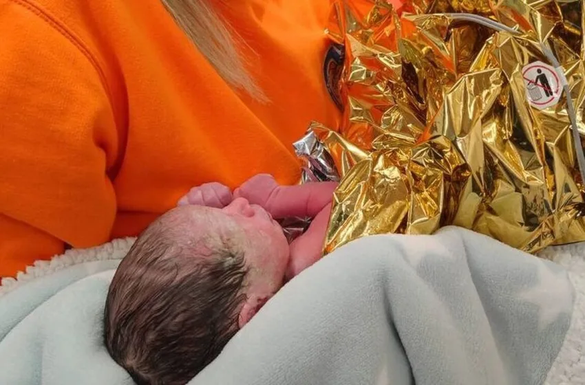  Κρήτη: Μωράκι βιαζόταν και γεννήθηκε σε ασθενοφόρο