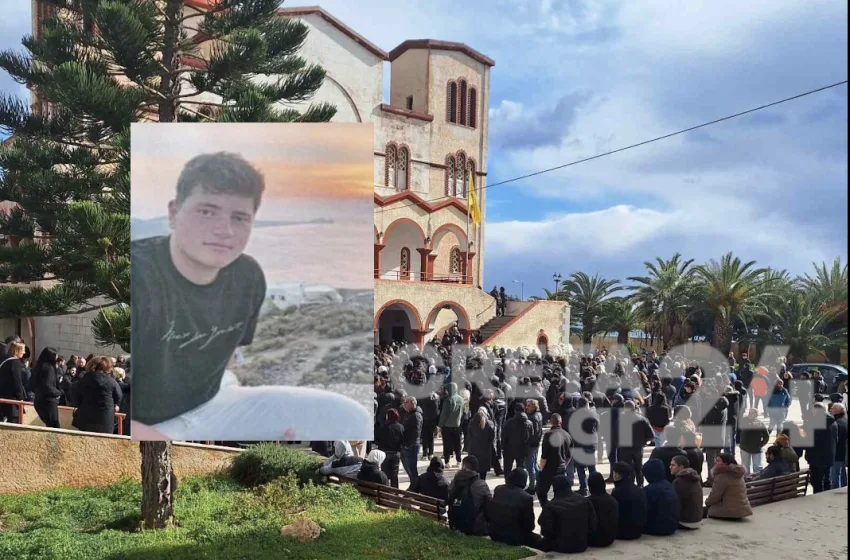  Κρήτη:Θρήνος στην κηδεία του 17χρονου Μάριου που σκοτώθηκε κάνοντας motocross