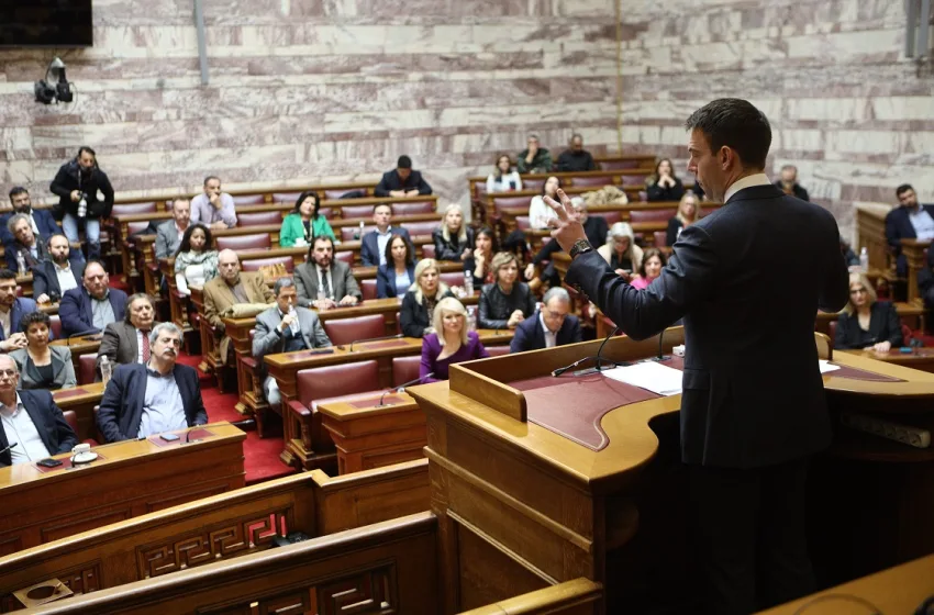  ΣΥΡΙΖΑ: Στροφή Κασσελάκη στο κέντρο υπό την πίεση των δημοσκοπήσεων- Αντιδράσεις και προτάσεις