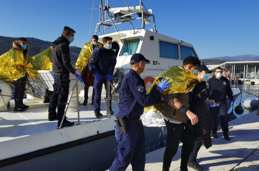  Aπεγκλωβισμός 31 μεταναστών από δύσβατη περιοχή της Σάμου