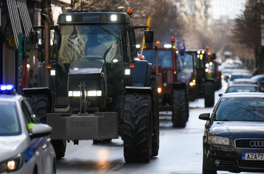  Τα ενεργά μπλόκα των αγροτών -Πού συνεχίζουν αποκλεισμούς δρόμων, κινητοποιήσεις (vid)