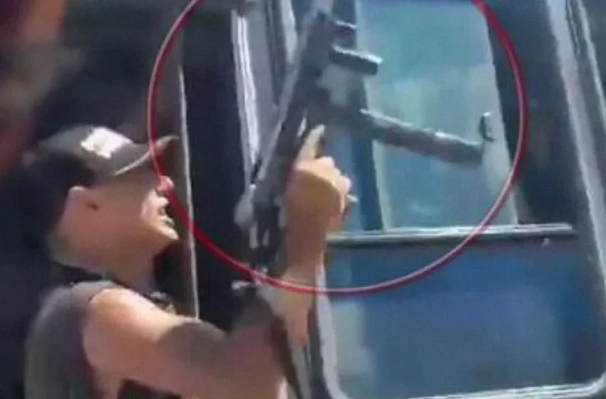  Αργεντινή: Οπαδοί πηγαίνουν στο γήπεδο με τα όπλα στα χέρια (vid)