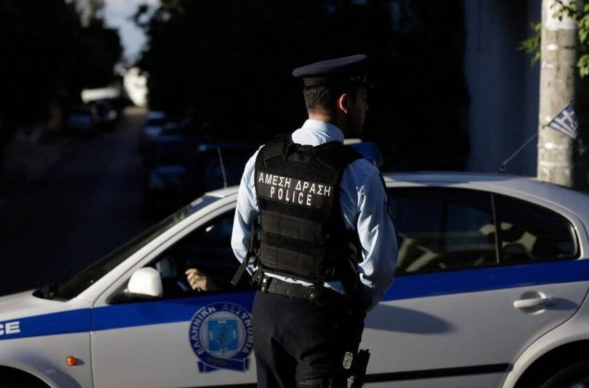  Αστυνομική επιχείρηση στη Δ. Αττική: Κατασχέθηκαν όπλα και πλήθος φυσιγγίων