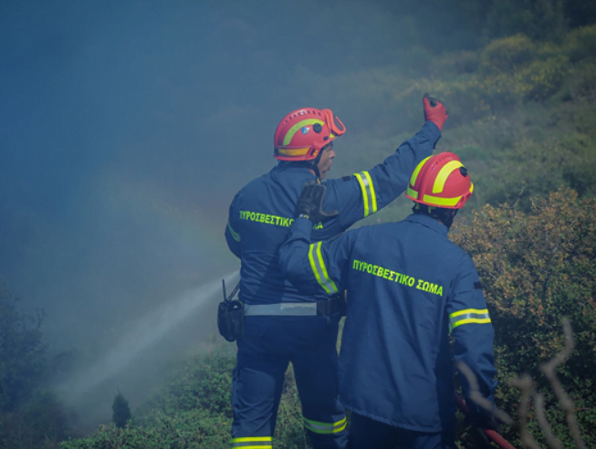  Ζάκυνθος: Πυρκαγιά στο χωριό Εξωχώρα