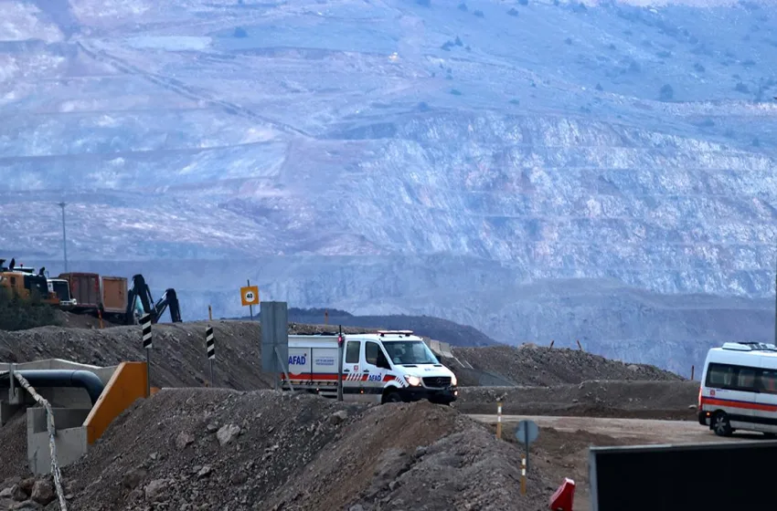  Τουρκία: Μάχη με το χρόνο για 9 αγνοούμενους  στο  χρυσωρυχείο που κατέρρευσε