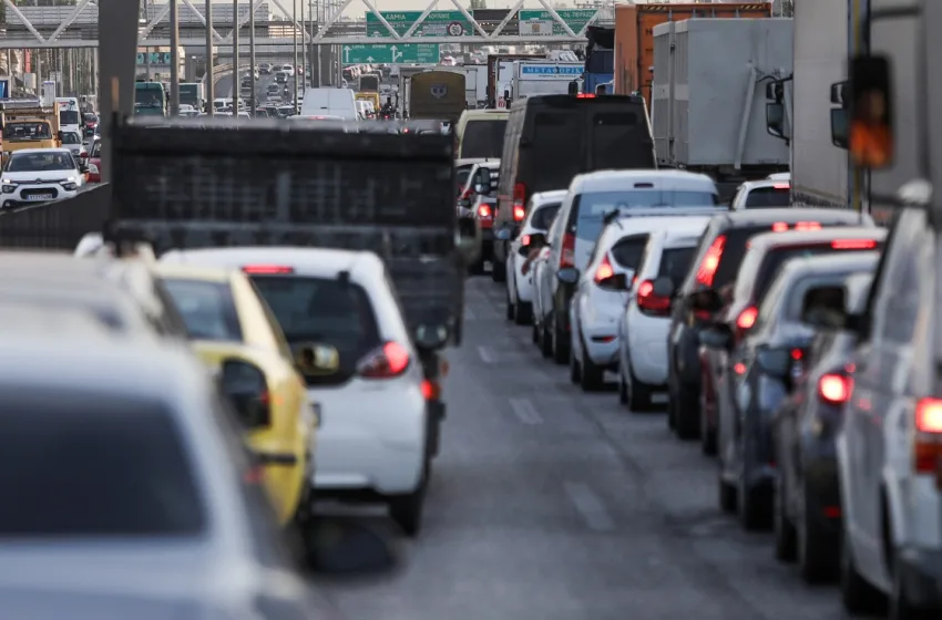  Κυκλοφοριακό χάος- Ποιοι δρόμοι έχουν πρόβλημα
