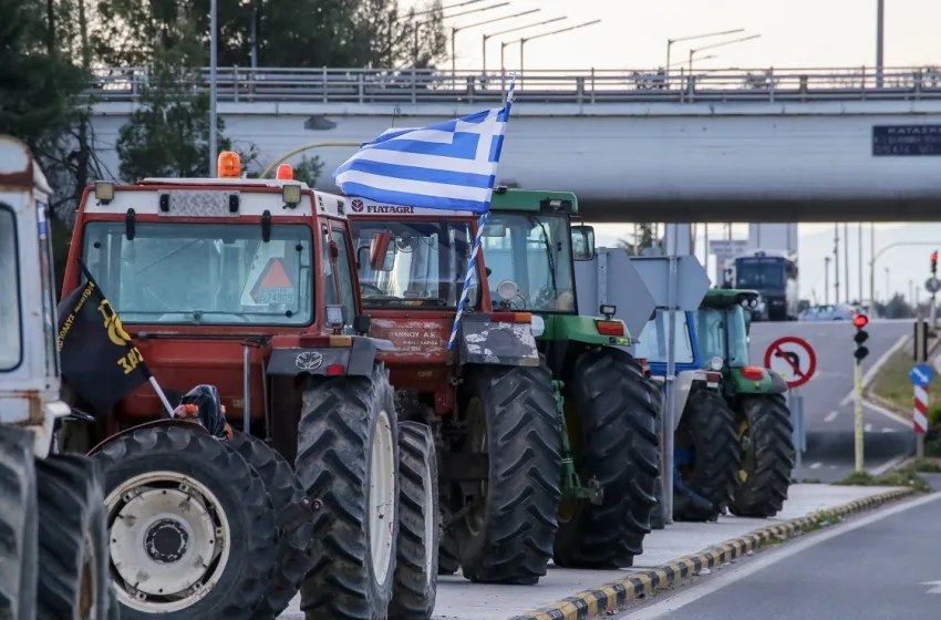  Μπλόκα: Αποκλεισμοί δρόμων, ενόψει των τελικών αποφάσεων-Στάση αναμονής της κυβέρνησης, νέα συνάντηση Μητσοτάκη με αγρότες