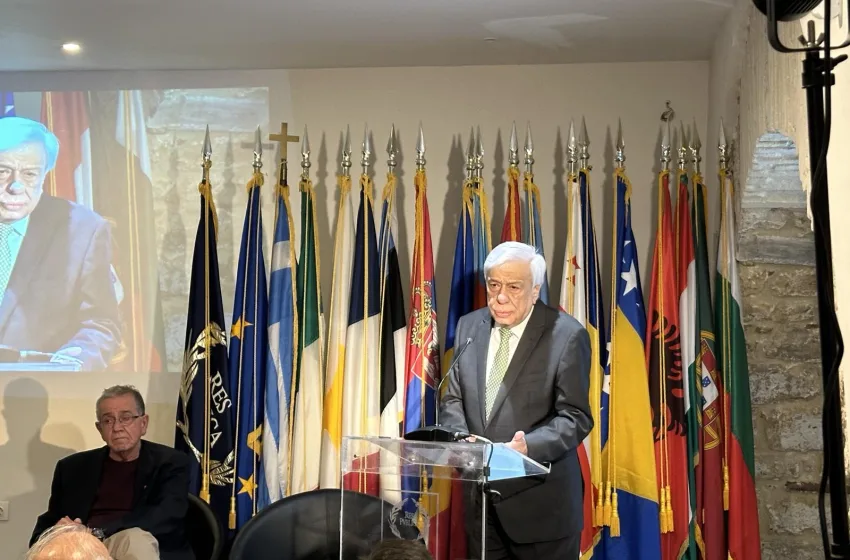  Παυλόπουλος: “Διαχρονικά και επικίνδυνα κενά στην Μεταναστευτική Πολιτική της Ευρωπαϊκής Ένωσης”
