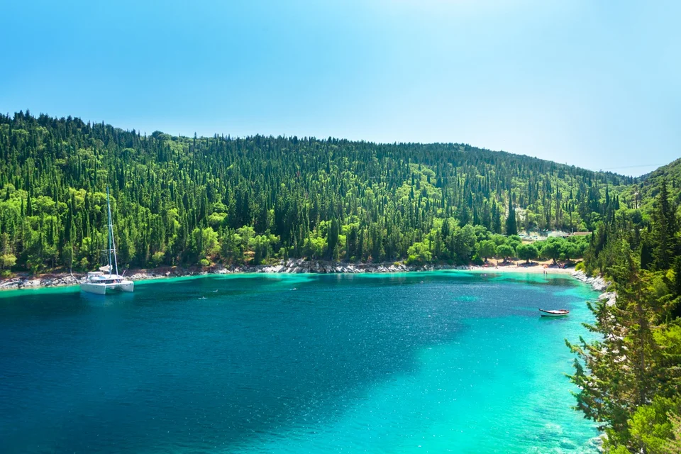 galazia nera ellinikes paralies