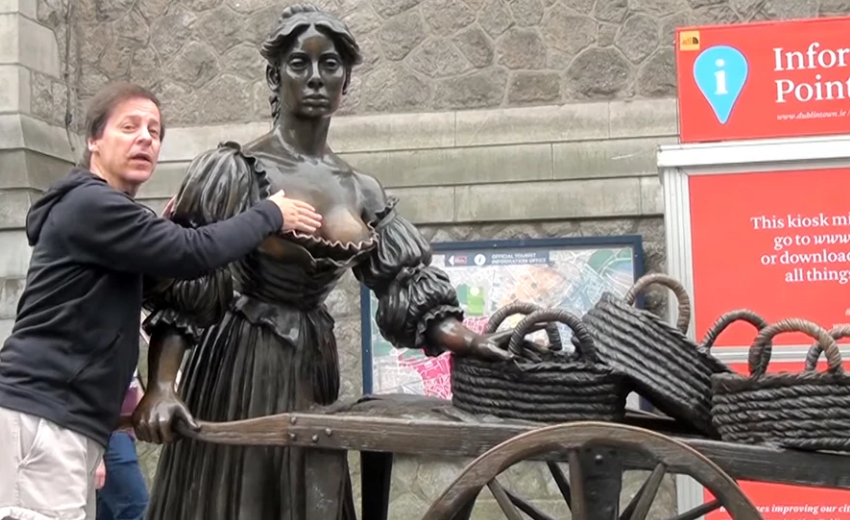  “Σταματήστε να πιάνετε το στήθος της” λέει το Δουβλίνο στους τουρίστες που καταστρέφουν το άγαλμα της Molly Malone