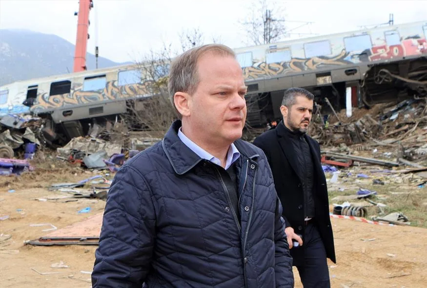 Η Ελλάδα "πάγωσε" το ξημέρωμα-Τρία χρόνια μετά τα Τέμπη η Δικαιοσύνη εξακολουθεί να είναι "παγωμένη" 14 karamanlis tempi nikos plakias jpg