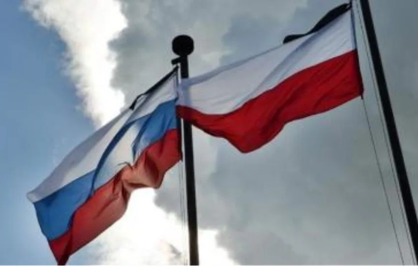  Πολωνία: Ζητά εξηγήσεις από Μόσχα για την νέα παραβίαση του εναέριου χώρου από ρωσικό πύραυλο