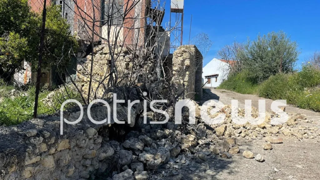 seismos zimies zaxaro