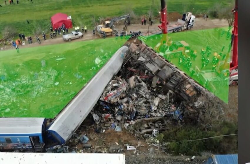  Τέμπη: “20 φορτηγά μετέφεραν 300 κυβικά χώμα από τον τόπο της τραγωδίας”- Κατάθεση χειριστή εκσκαφέα